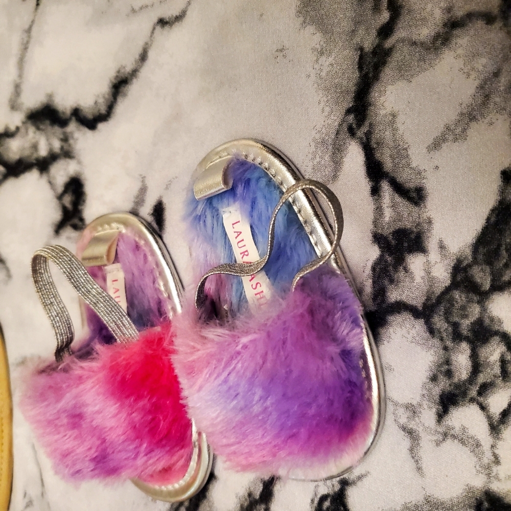 Multi color baby slippers